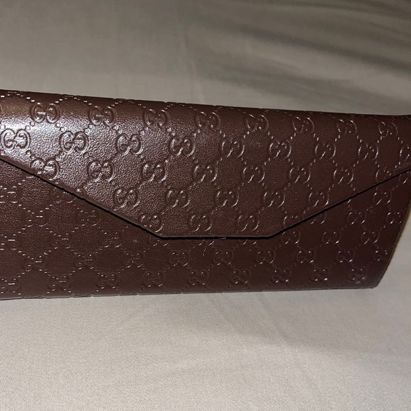 Genuine gucci sunglasses holder - Picture 1 of 6
